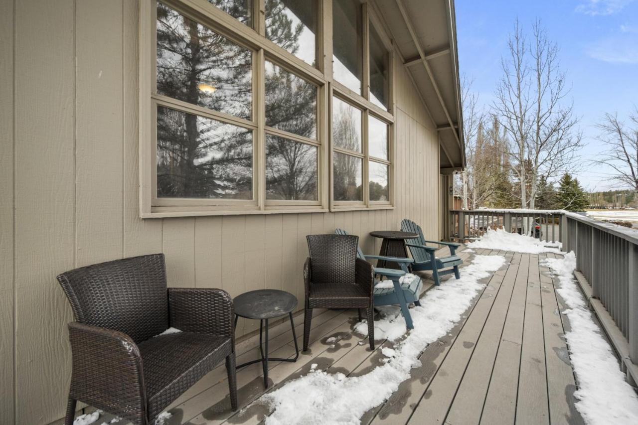 Country Club Flagstaff Home With View Of Golf Course Exterior photo