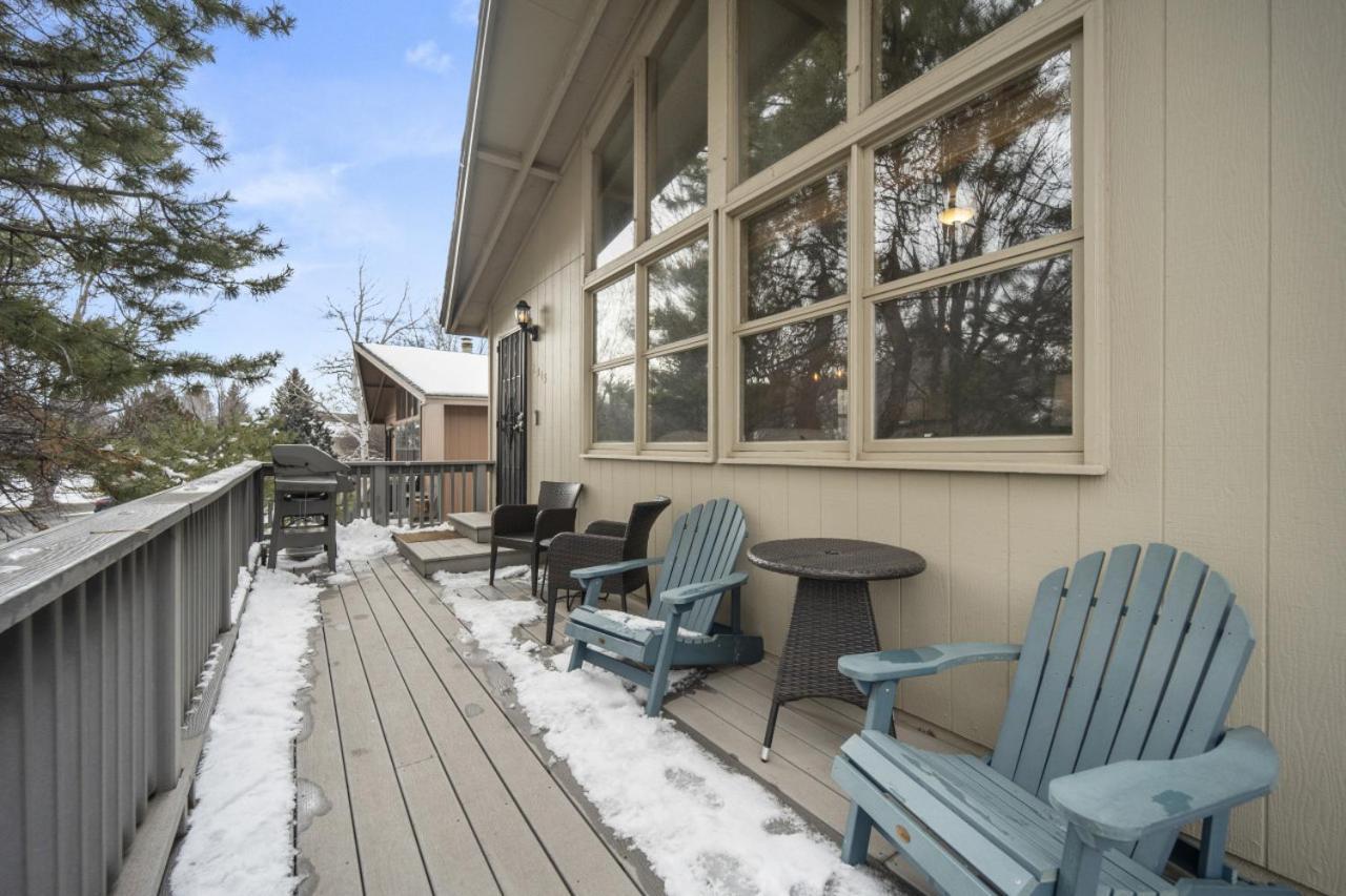 Country Club Flagstaff Home With View Of Golf Course Exterior photo